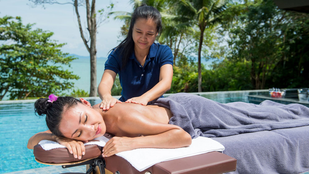 Naam Sawan - Relaxing outdoor massage